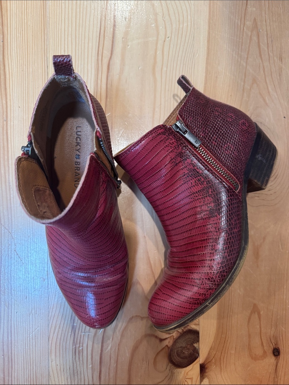 Lucky Brand Burgundy Textured Ankle Booties with Side Zip